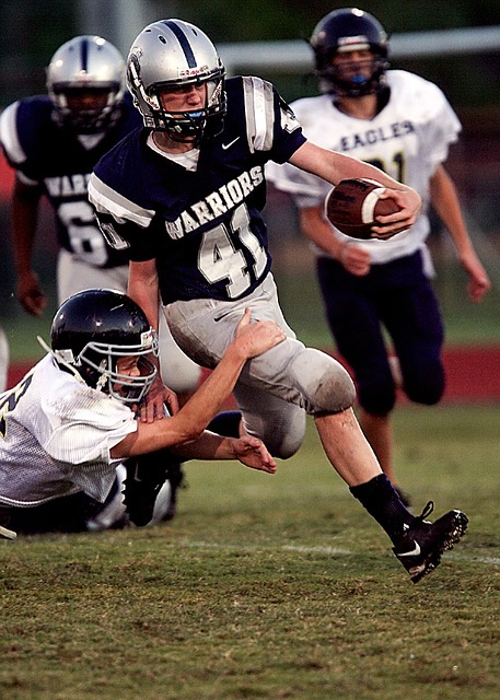 虎扑体育官方：足球报：间歇期徐正源用大训练量提升球队体能，设大量对抗训练.